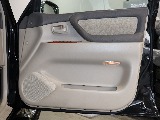 トヨタ ランドクルーザー100(32枚目)