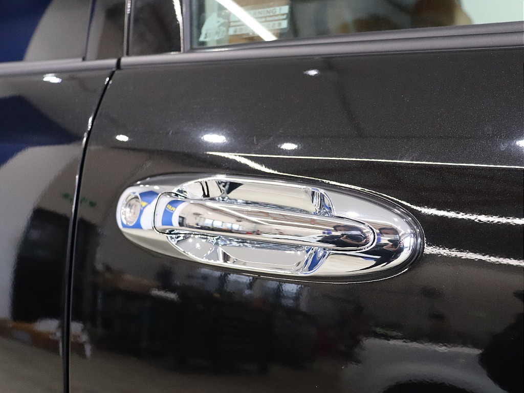 Renoca 106×レクサス純正カラーグラファイトブラックガラスペイント♪