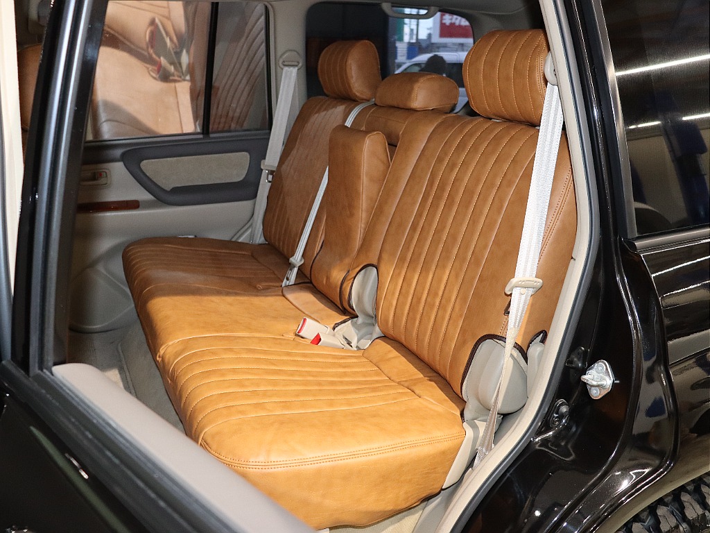 トヨタ ランドクルーザー100(10枚目)