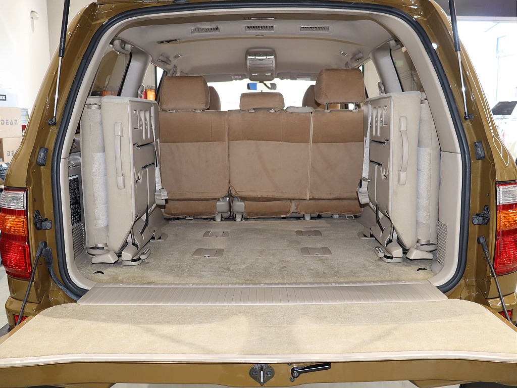 Renoca 106/ランドクルーザー100・走行距離4万キロ台・シシリアンオリーブペイント