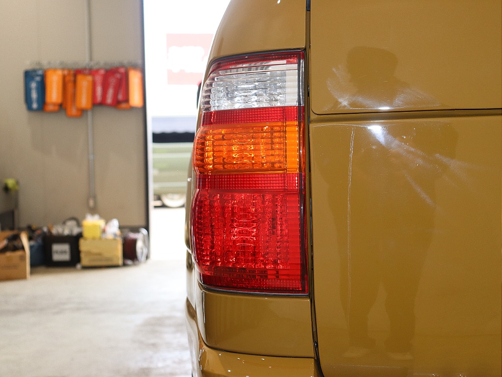 Renoca 106/ランドクルーザー100・走行距離4万キロ台・シシリアンオリーブペイント