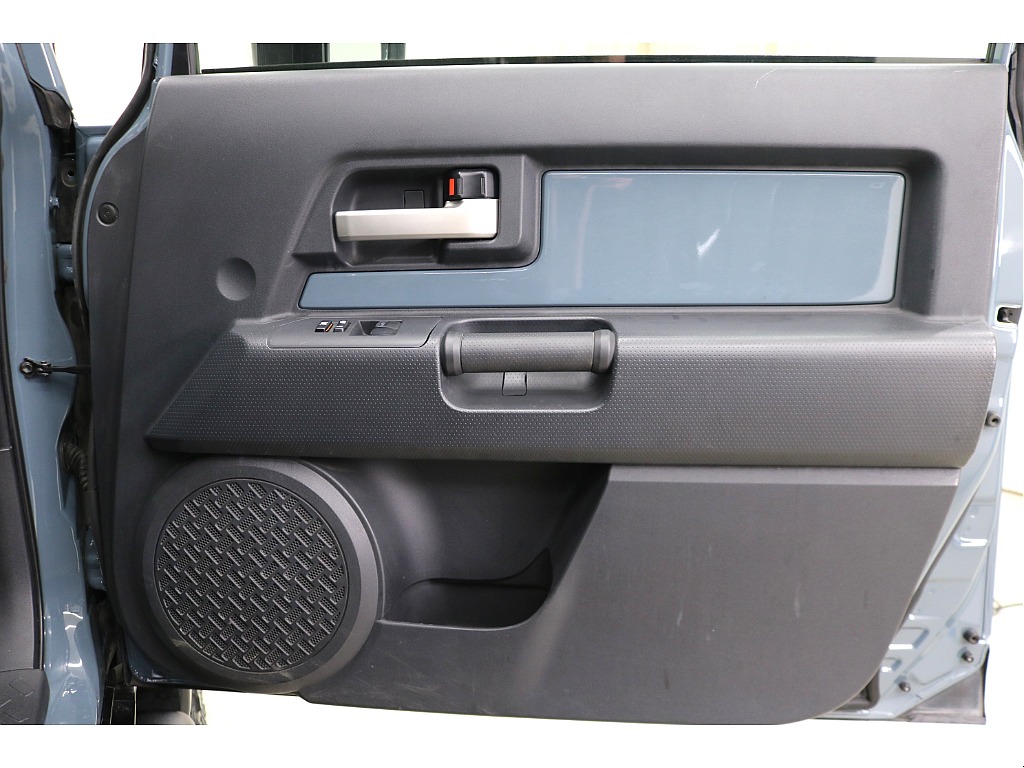 ドアトリムになります☆