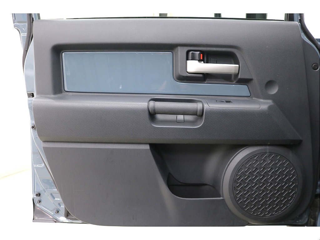 ドアトリムになります☆