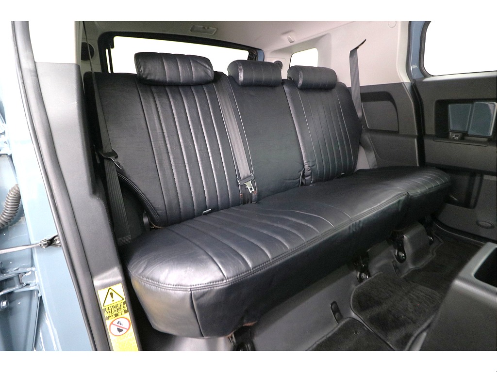 後部座席になります☆