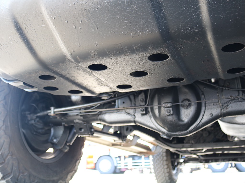 ＦＬＥＸグループは「すべての人に愛車を」をコンセプトに車種別に全国展開中！愛車と一緒に、ライフスタイルを充実させてもらいたいという思いで、ランクル仙台泉店では皆様のご要望になんでもお応えします♪