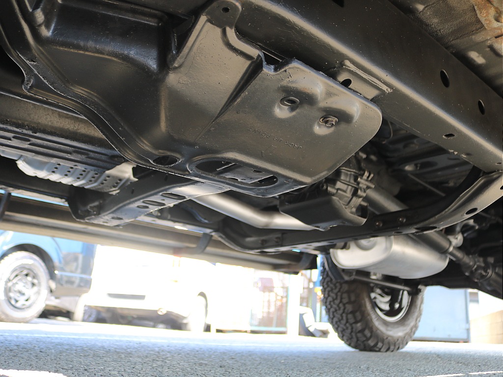 ＦＬＥＸグループは「すべての人に愛車を」をコンセプトに車種別に全国展開中！愛車と一緒に、ライフスタイルを充実させてもらいたいという思いで、ランクル仙台泉店では皆様のご要望になんでもお応えします♪