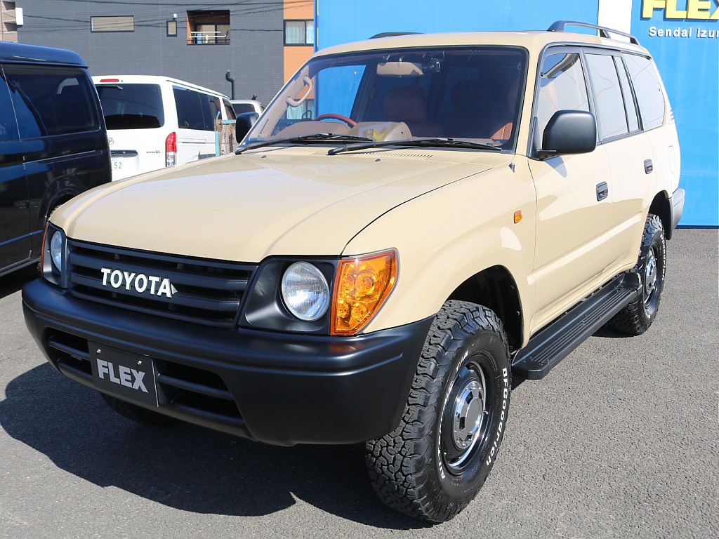 ＦＬＥＸグループは「すべての人に愛車を」をコンセプトに車種別に全国展開中！愛車と一緒に、ライフスタイルを充実させてもらいたいという思いで、ランクル仙台泉店では皆様のご要望になんでもお応えします♪