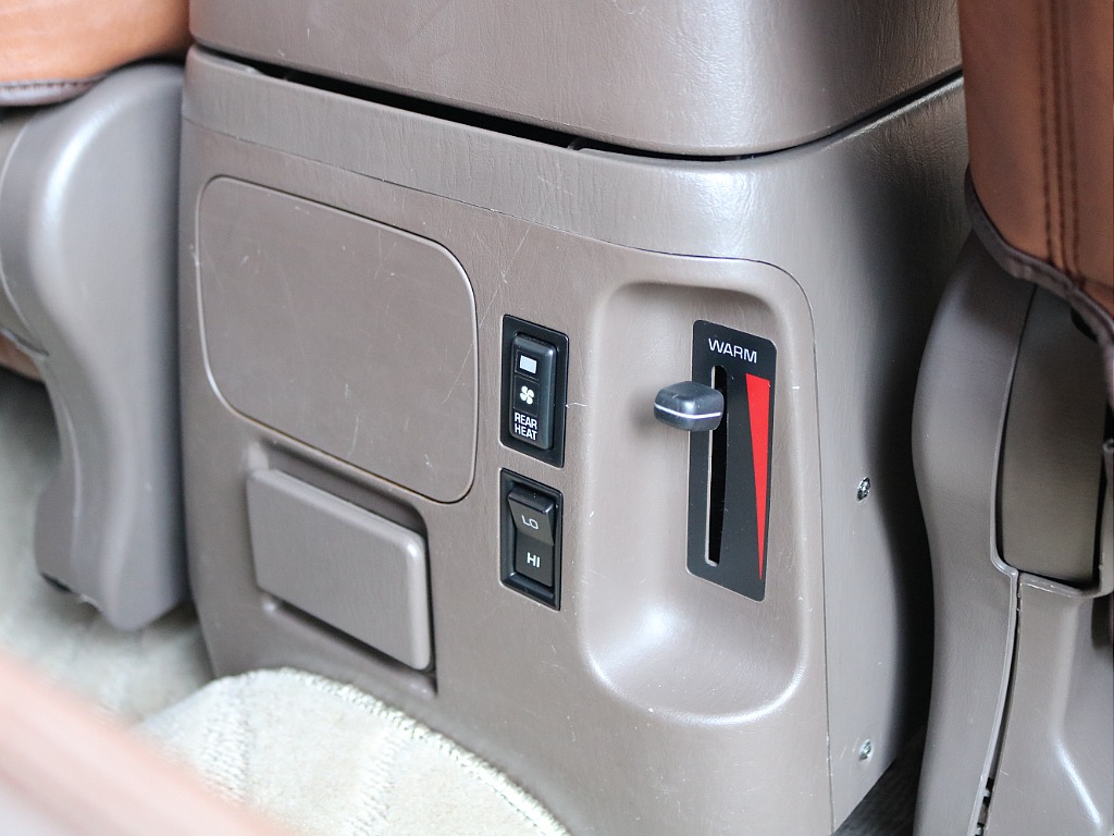 ＦＬＥＸグループは「すべての人に愛車を」をコンセプトに車種別に全国展開中！愛車と一緒に、ライフスタイルを充実させてもらいたいという思いで、ランクル仙台泉店では皆様のご要望になんでもお応えします♪