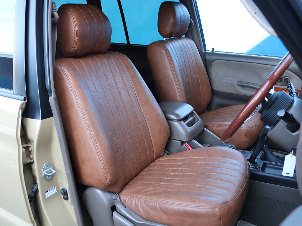 厳選仕入れによる、良質な１台を皆様にお届けいたします！可能な限りお車の使用履歴にこだわってます専門店！オフロード走行無し、点検整備記録簿の有無、前使用環境など！クオリティーを最重要してます！