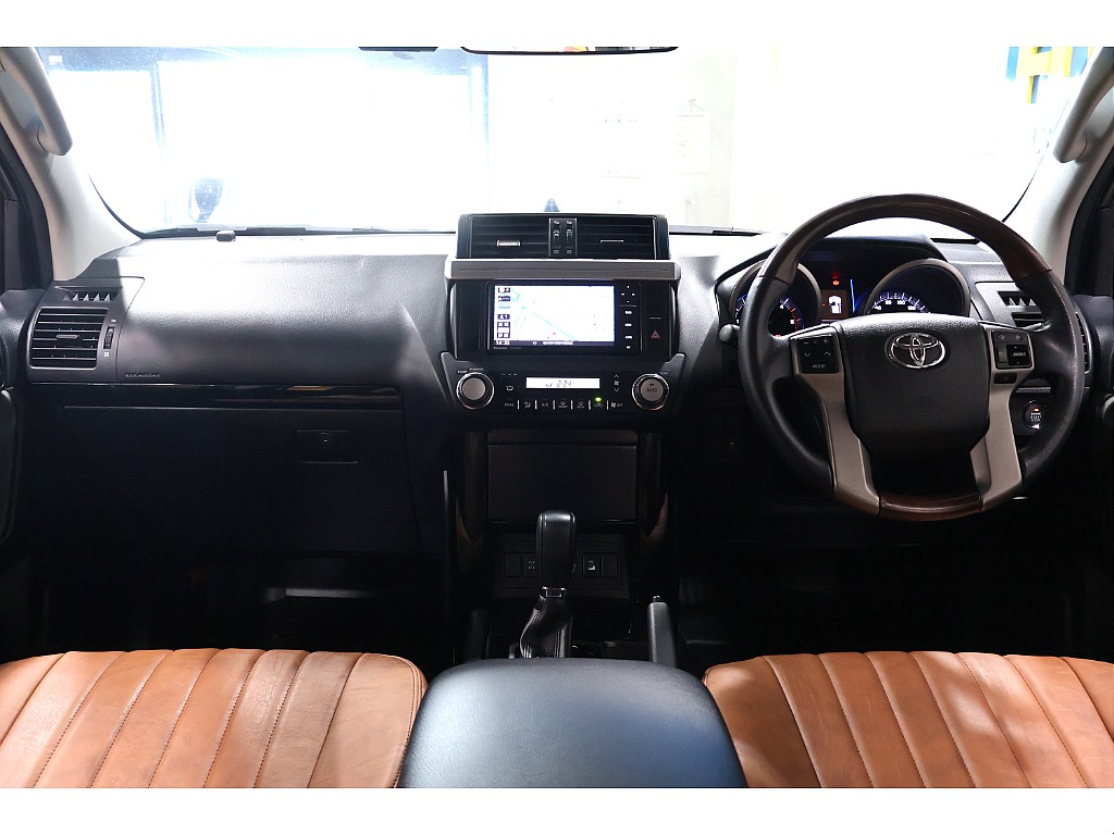 トヨタ ランドクルーザープラド(2枚目)