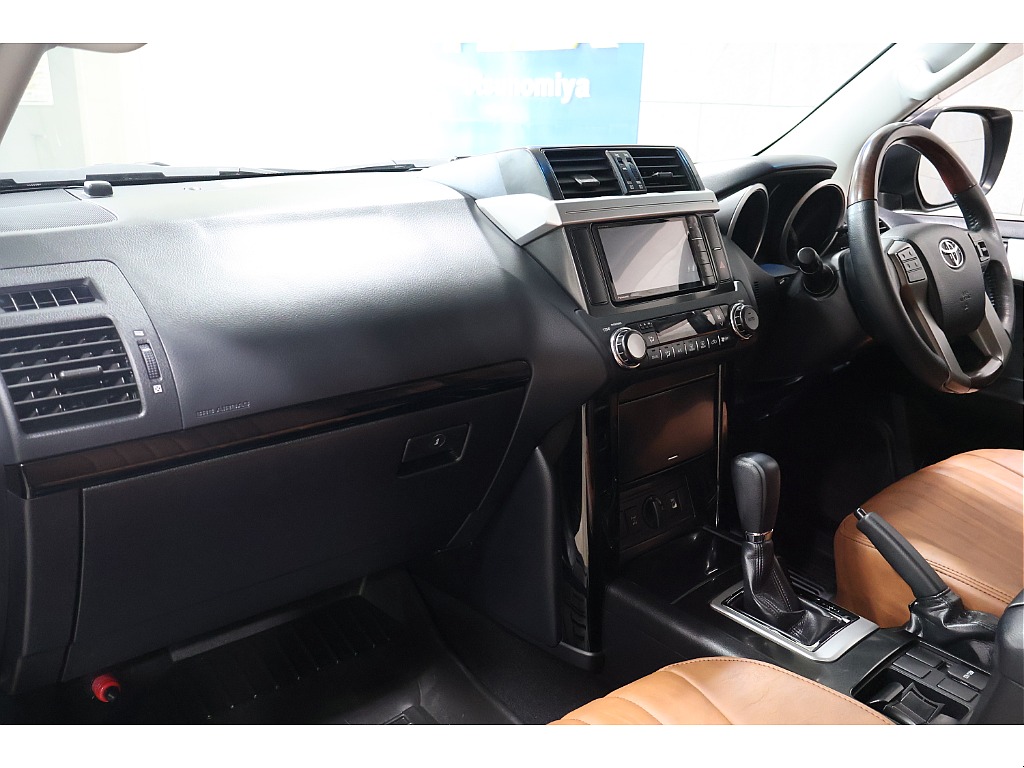 トヨタ ランドクルーザープラド(10枚目)