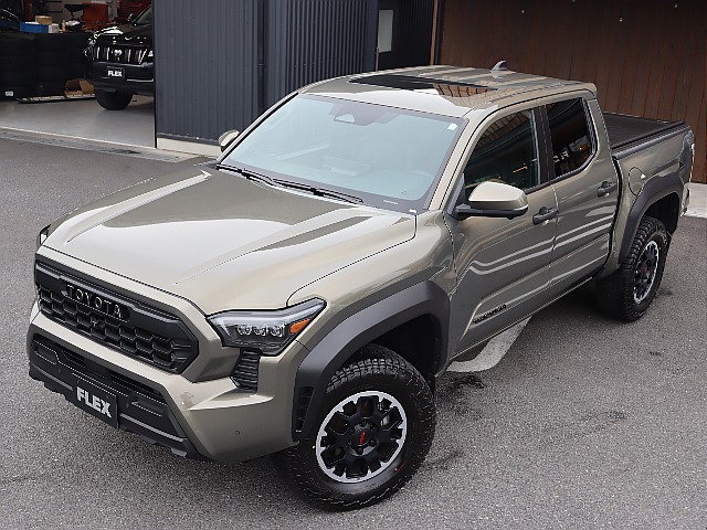 ハイラックスでも大人気な【オキサイドブロンズメタリック】！！