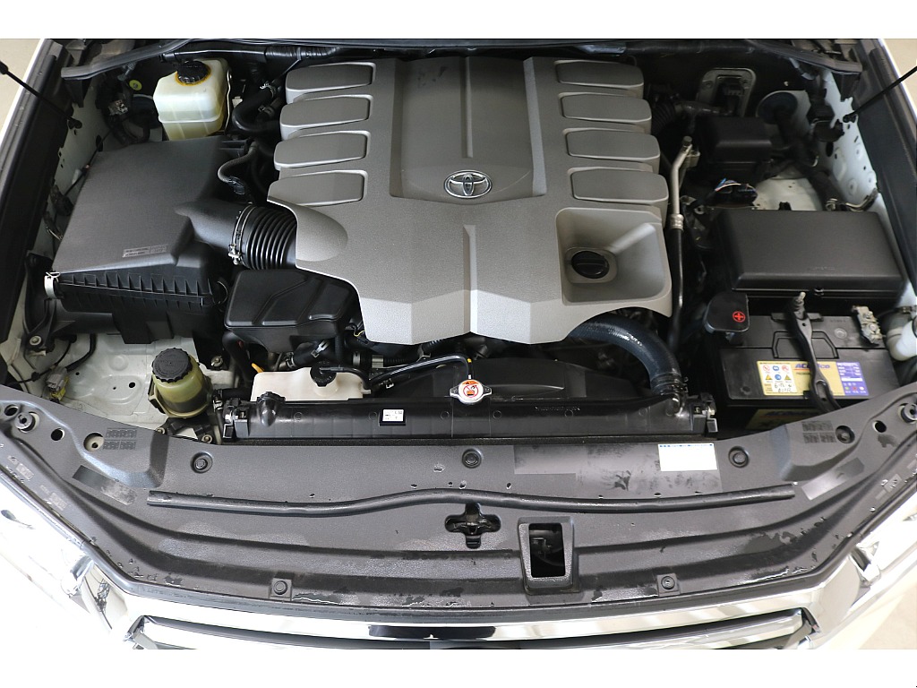 エンジンルームになります☆