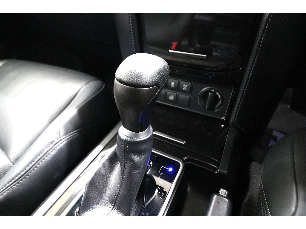 新品オリジナルウッド調シフトノブ☆