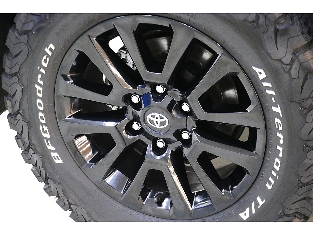 ＢＦグッドリッチＫＯ２　ＡＴタイヤ×特別仕様車専用１８インチＡＷ☆