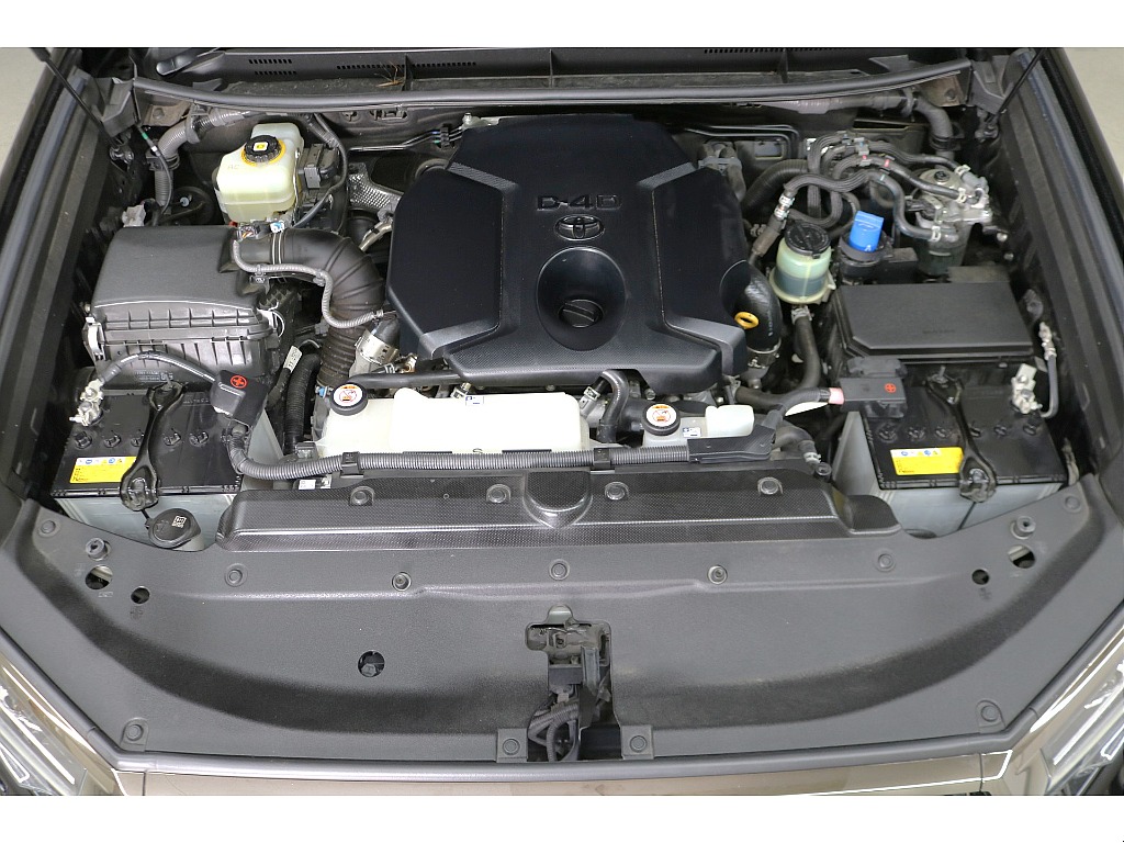 耐久性に優れたクリーンディーゼルエンジン搭載♪