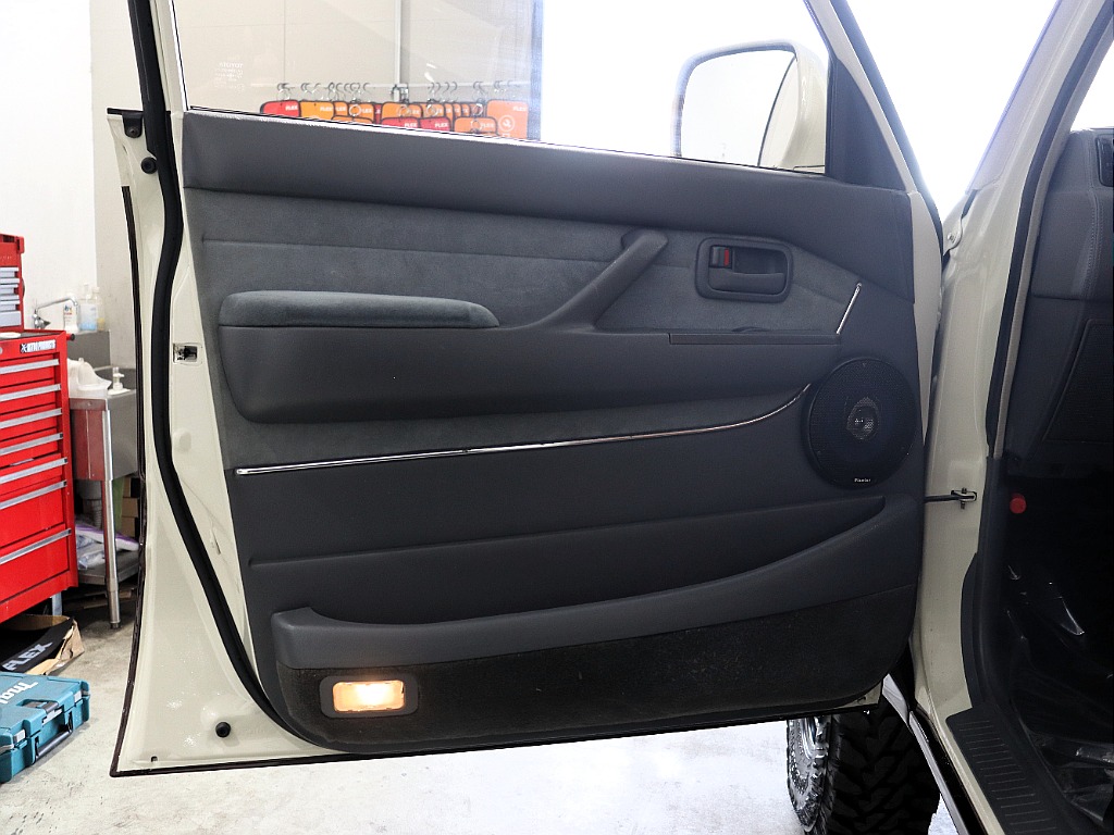 新品　オリジナルフェイス×ペッパーホワイト×ホットチョコレートブラウンペイント♪