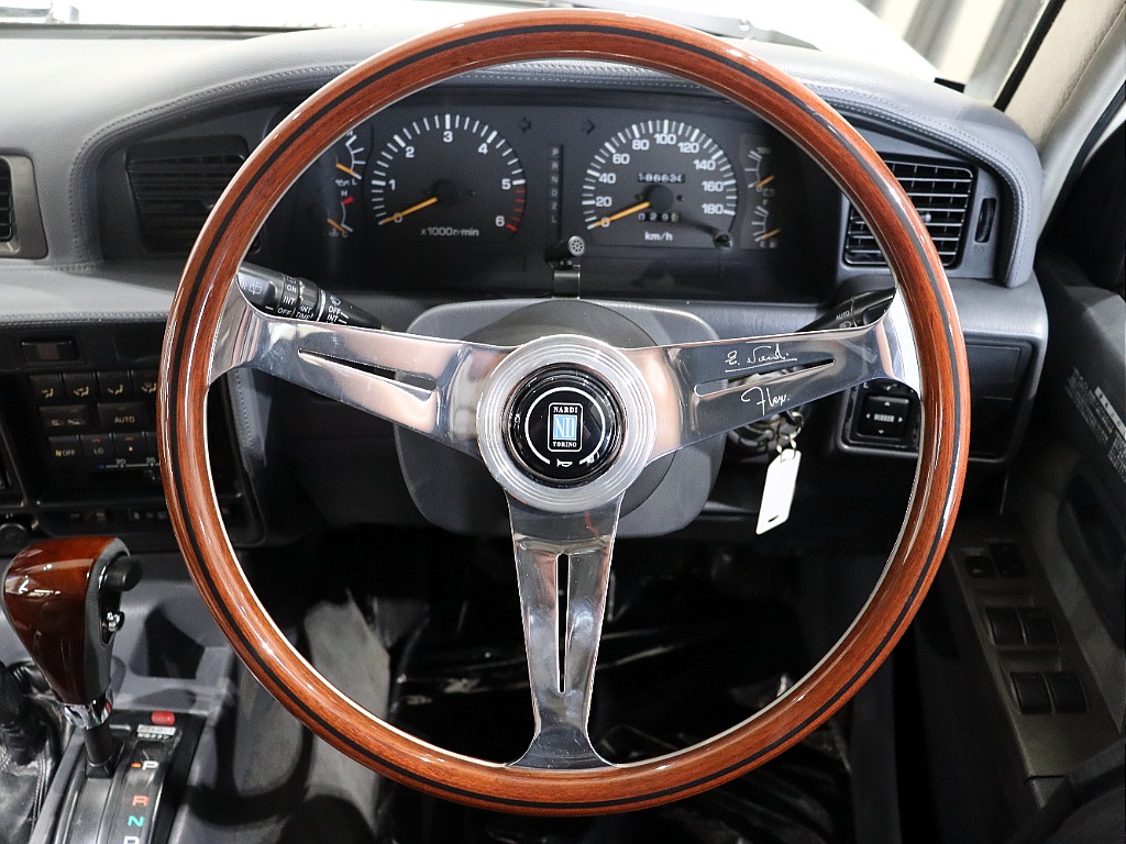 新品　オリジナルフェイス×ペッパーホワイト×ホットチョコレートブラウンペイント♪