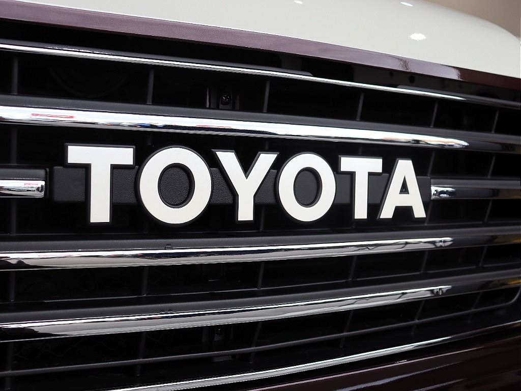 新品　オリジナルフェイス×ペッパーホワイト×ホットチョコレートブラウンペイント♪