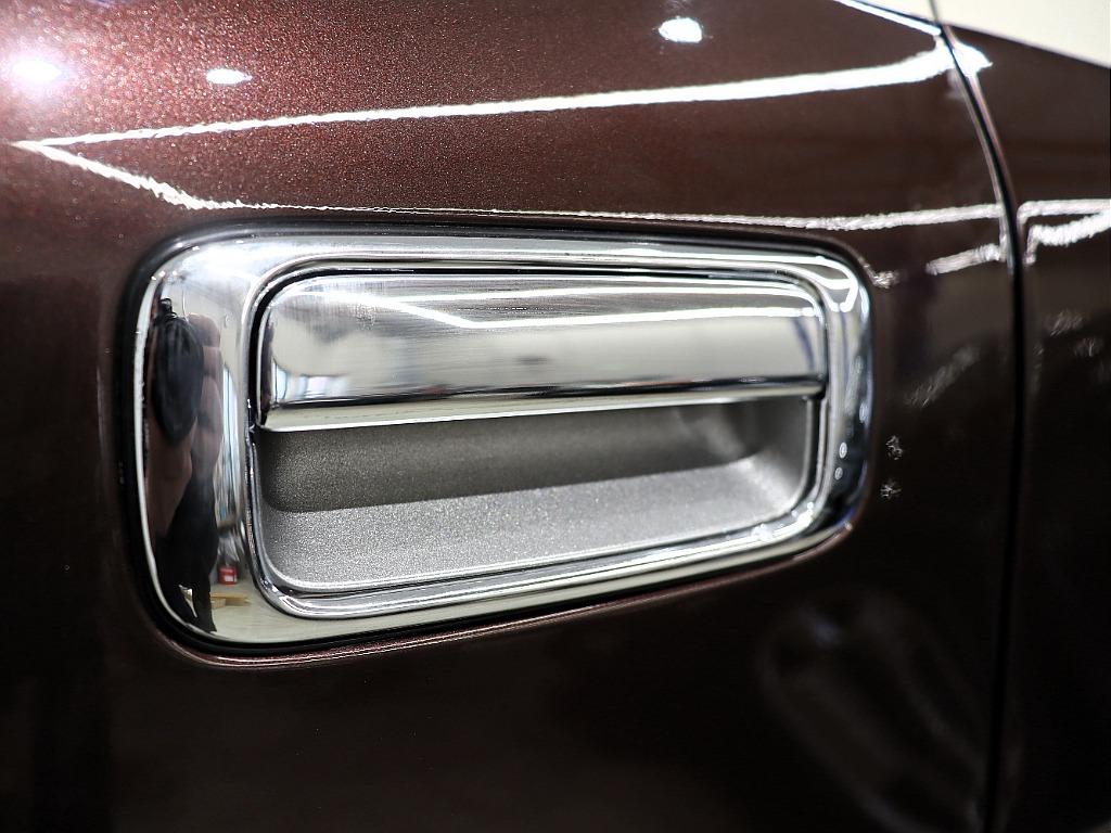 新品　オリジナルフェイス×ペッパーホワイト×ホットチョコレートブラウンペイント♪