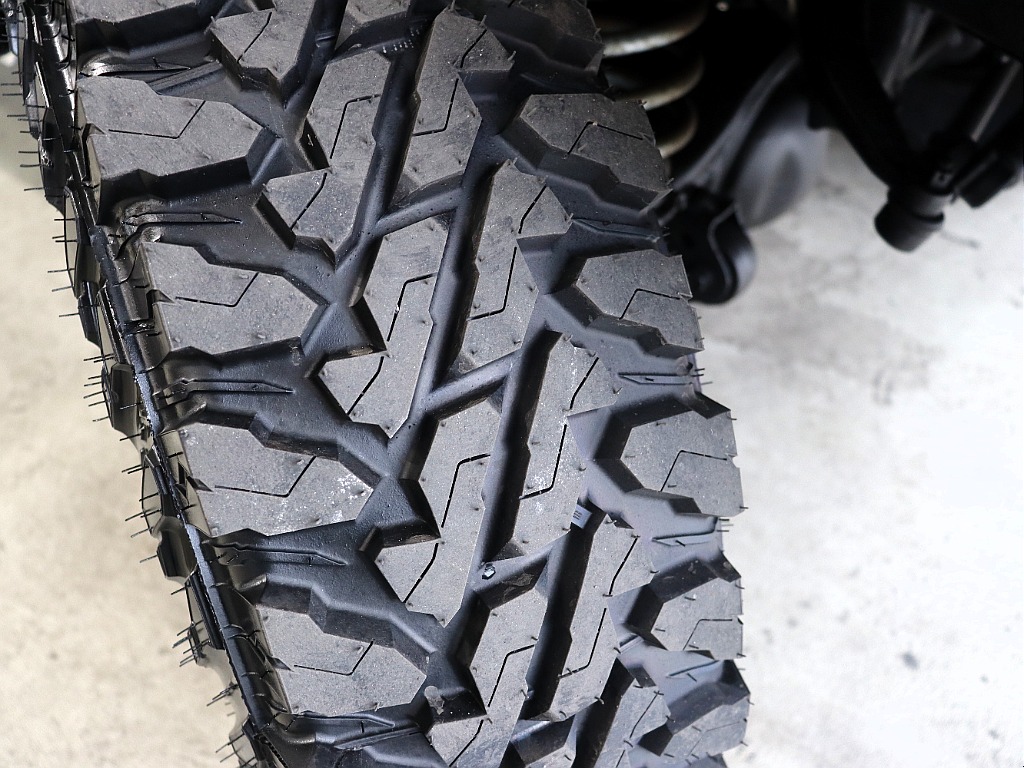 新品　オリジナルフェイス×ペッパーホワイト×ホットチョコレートブラウンペイント♪