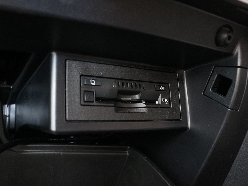 ETC車載器も搭載済み！高速走行される方には必需品装備！