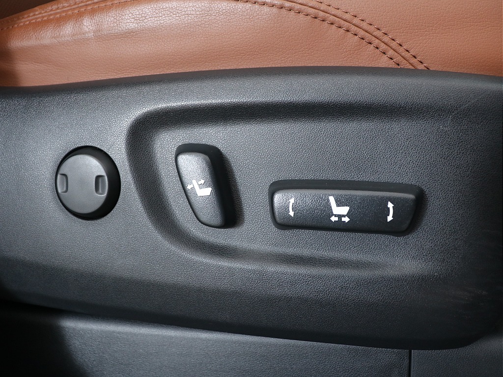 TX-Lパッケージと言えば電動パワーシート！