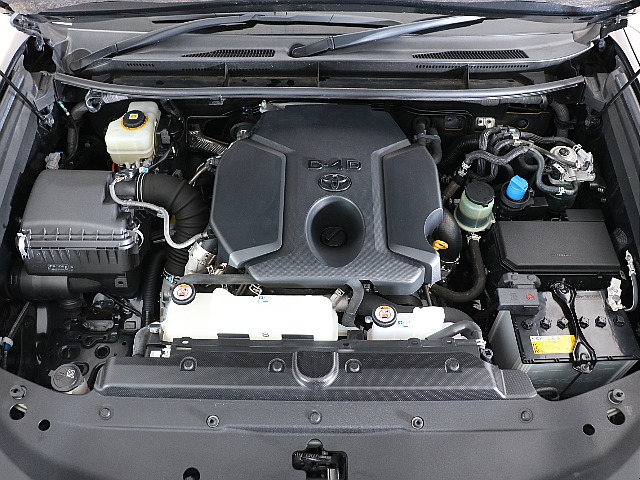 力強いディーゼルエンジンを搭載！パワーには定評があります♪