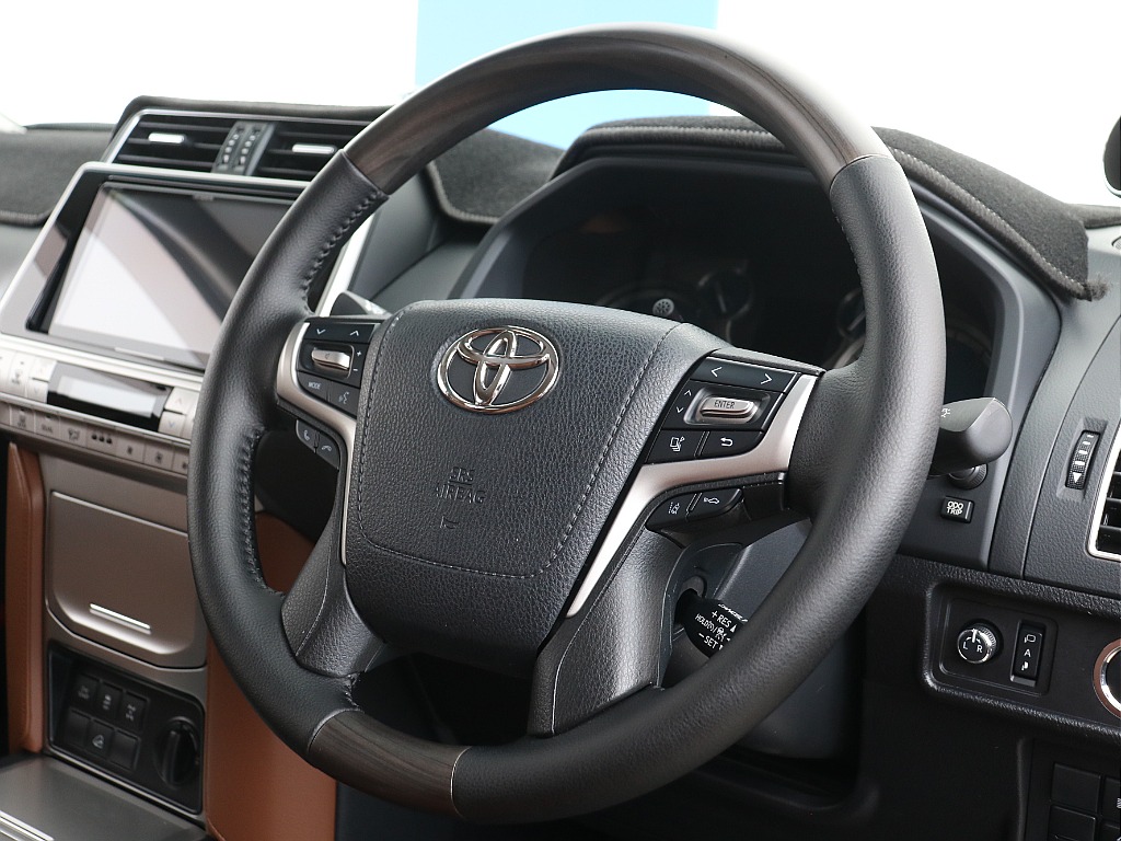 純正ステアリング！