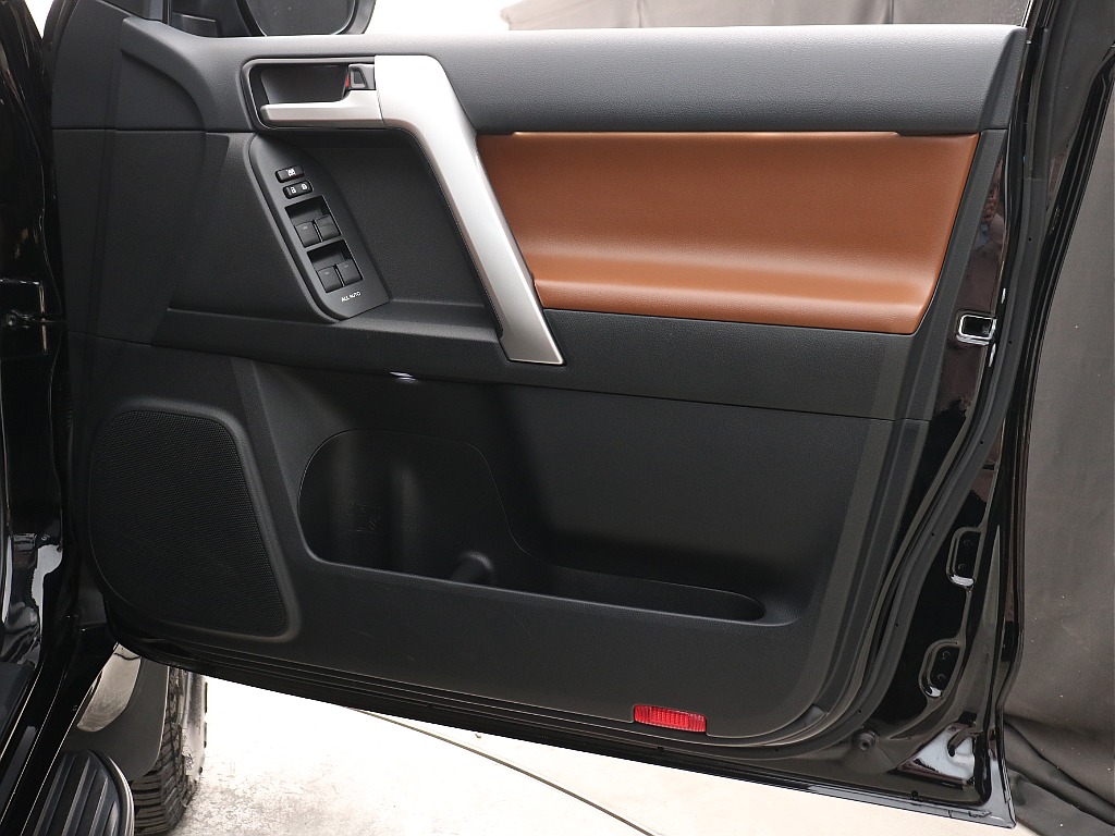 運転席ドアリム！