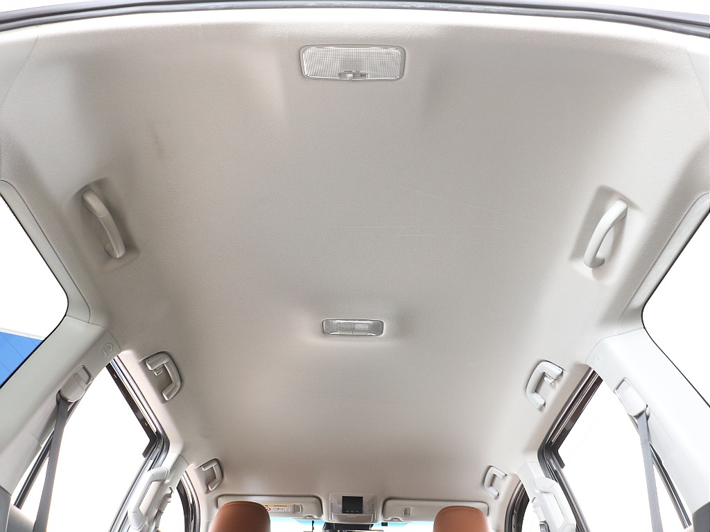 天張りもご覧の状態！傷や汚れなどは見受けられません！