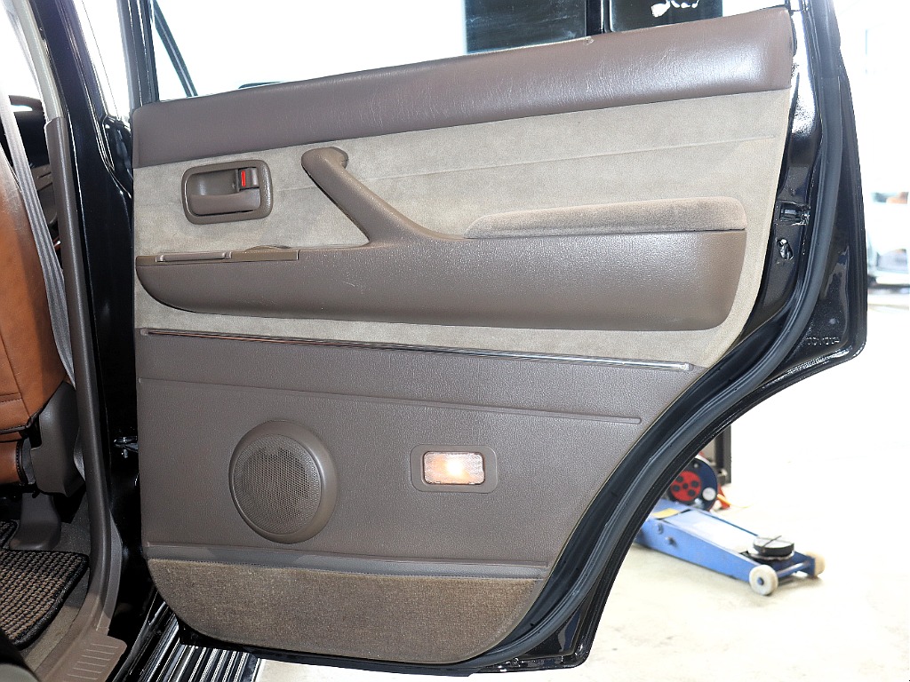 Renoca WONDER/H7 LC80 VX-LTD・ブラックカスタム♪