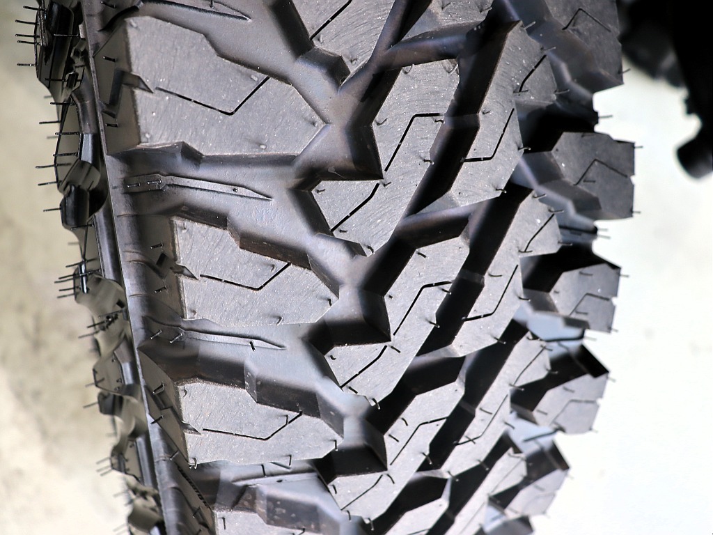 Renoca WONDER/H7 LC80 VX-LTD・ブラックカスタム♪