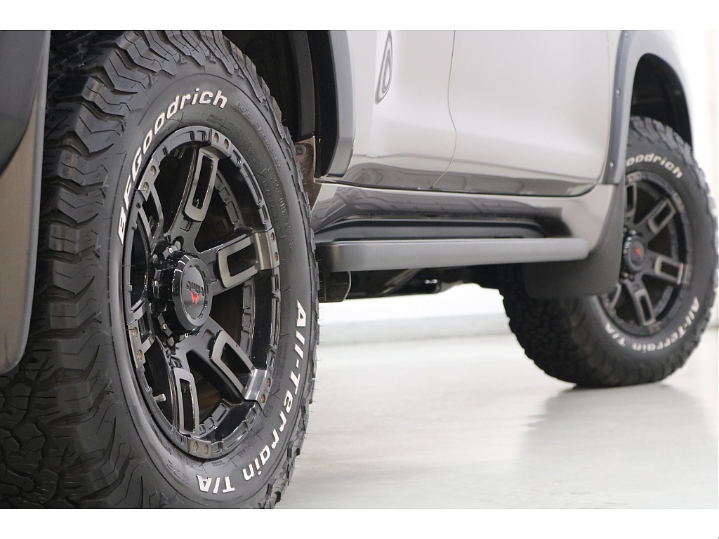 ＢＦグッドリッチＫＯ２　ＡＴタイヤ×ＭＣＬＩＭＢ　ＫＡＮＯＮＥ１７インチＡＷ☆