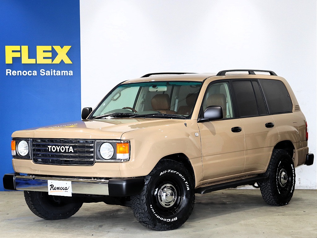 トヨタ ランドクルーザー100(1枚目)