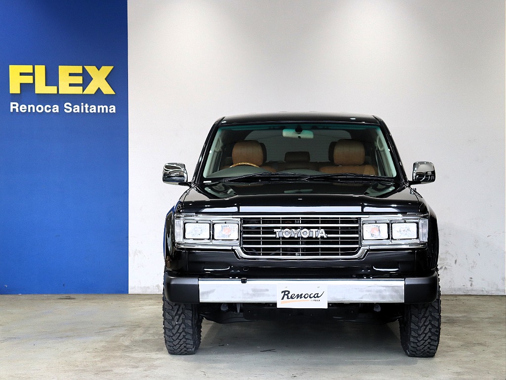 トヨタ ランドクルーザー100(5枚目)