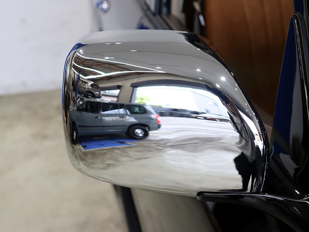 トヨタ ランドクルーザー100(43枚目)