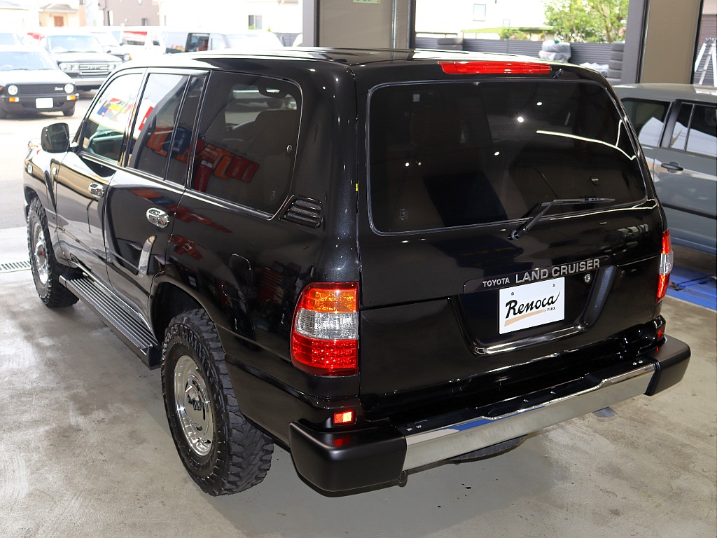 トヨタ ランドクルーザー100(7枚目)