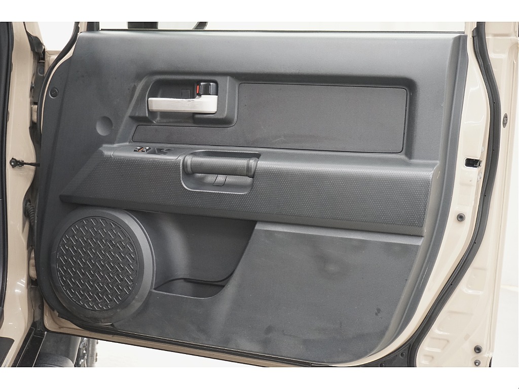 ドアトリムになります☆