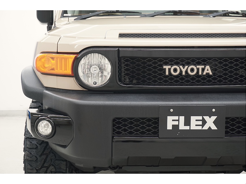 本州仕入れ☆各所ブラックアウト☆新品２インチリフトＵＰ☆オプションフロントフォグランプ☆新品バックカメラカバー☆新品タイヤ＆ホイール☆新品エンハンスナット☆