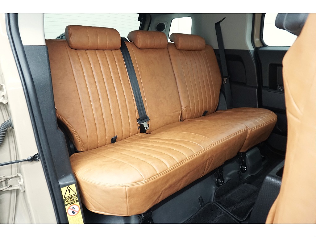 後部座席になります☆