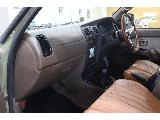希少な茶内装のお車です！ダッシュボードも艶があり割れ等は有りません！