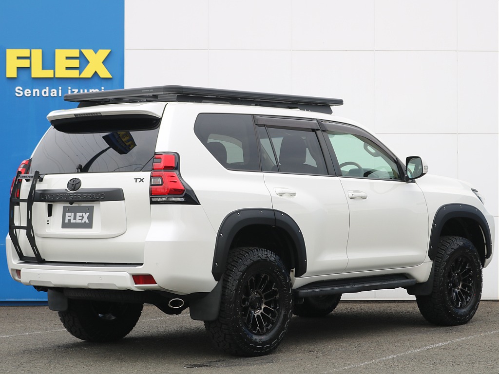 実際にご来店が難しい、遠方にお住まいのお客様もご安心ください！お電話やメールにてお車のご説明、ご覧になりたい箇所の追加画像、お見積書の郵送、と当店スタッフが丁寧に対応させていただきます♪