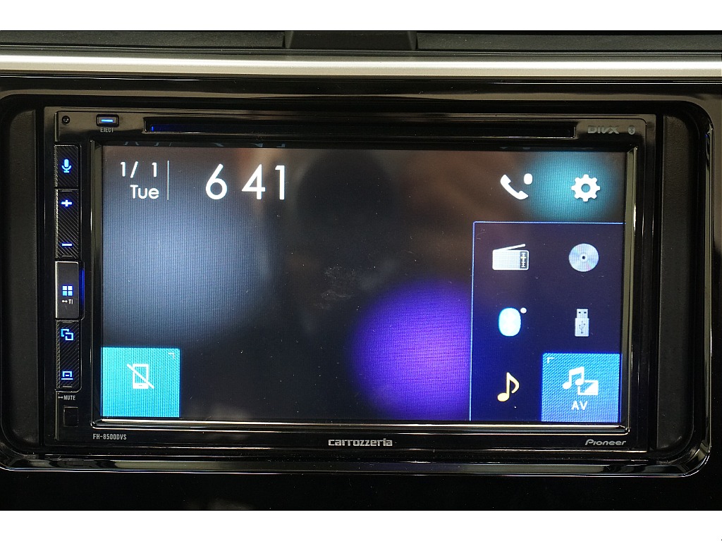 カロッツェリア製ディスプレイオーディオ（AppleCarPlay、androidauto対応）☆バックカメラ☆