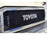 ディーラーオプション　TOYOTAロゴグリル