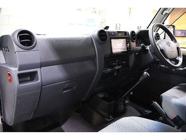 ダッシュボードの状態が車両の状態を表しております♪