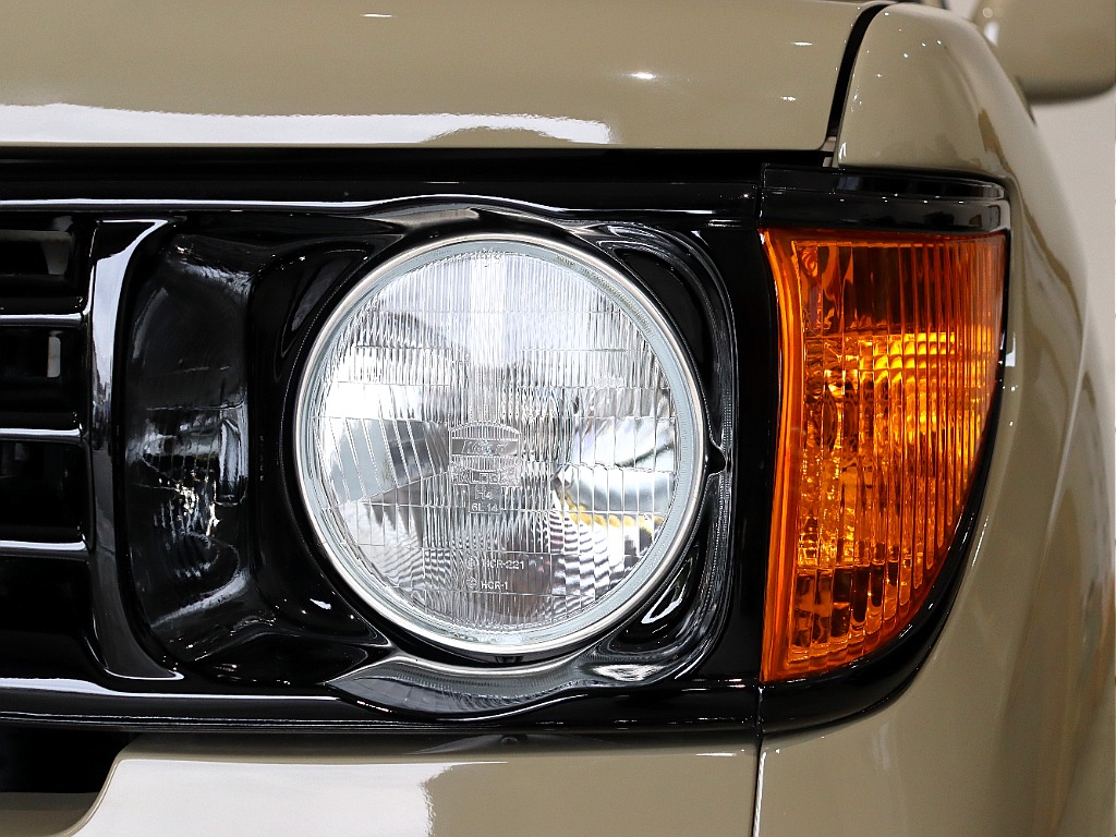 Renoca　AMERICAN CLASSIC/丸目フェイス×プエブロベージュペイント♪クラシックカスタム♪アルパイン製新品9インチディスプレイオーディオ♪