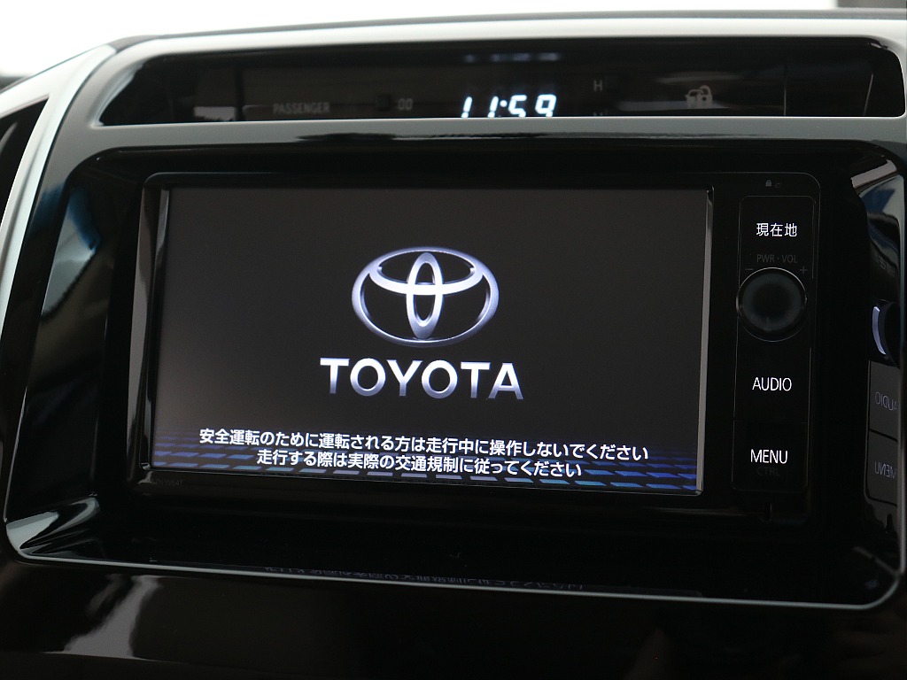 純正7インチSDナビ！