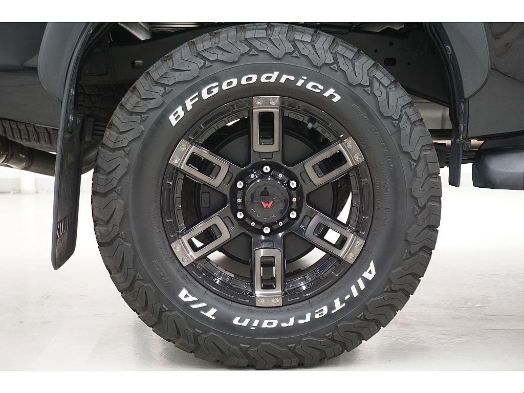 ＢＦグッドリッチＫＯ２　ＡＴタイヤ×ＭＣＬＩＭＢ１７インチアルミホイール☆