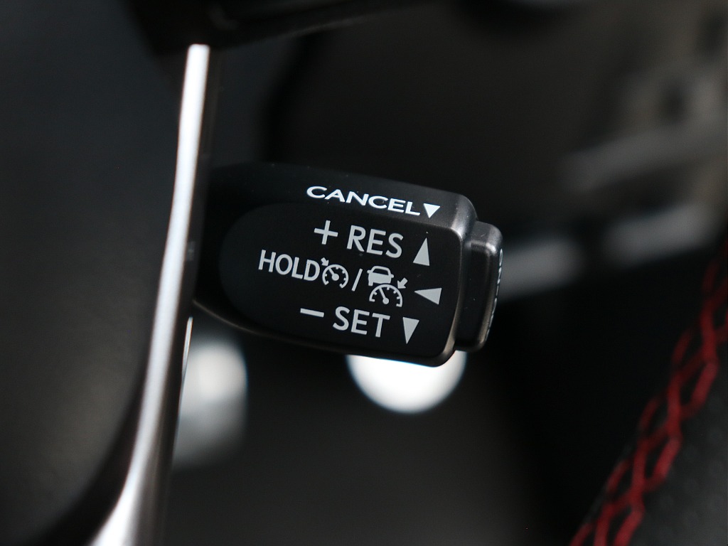 レーダークルーズコントロール機能装備！